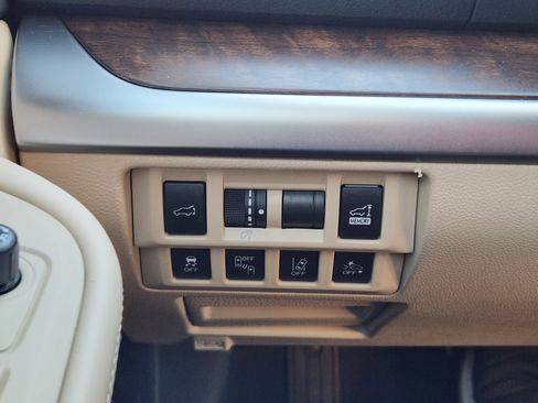 Used 2018 Subaru Outback 2.5i Limited image 27