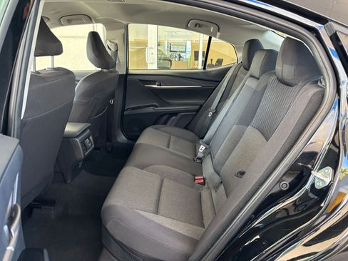 Used 2025 Toyota Camry LE FWD image 25