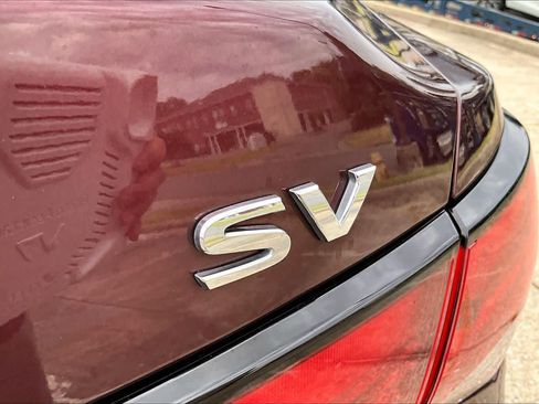 Used 2024 Nissan Sentra SV FWD image 10