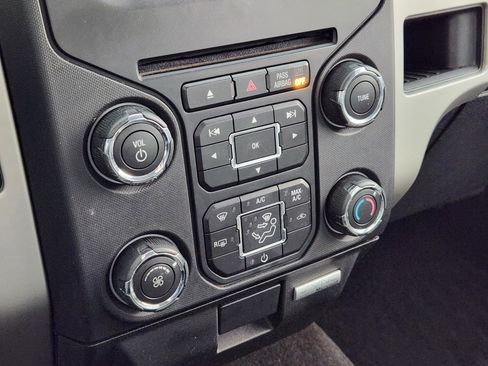 Used 2014 Ford F150 XLT w/ Equipment Group 302A Luxury image 24