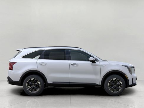 New 2026 Kia Sorento S image 7