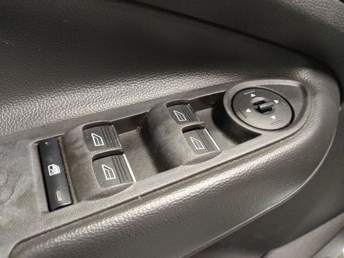 Used 2017 Ford Escape Titanium image 27