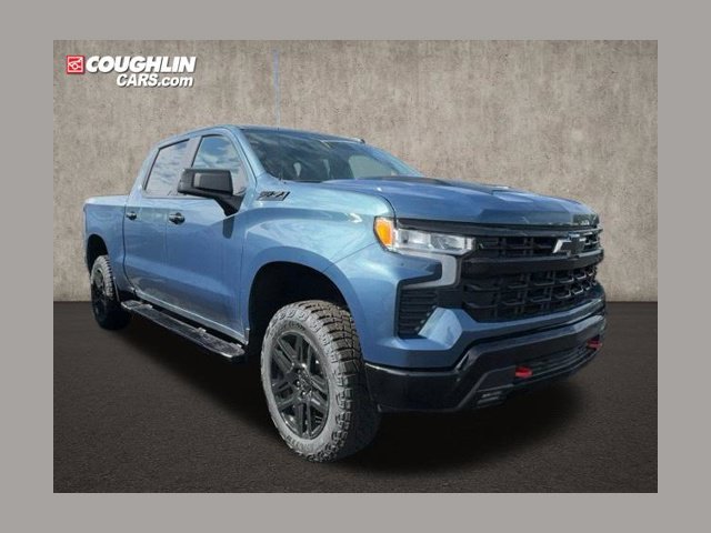 Used 2024 Chevrolet Silverado 1500 LT Trail Boss w/ Convenience Package II AWD/4WD image 1