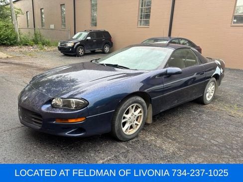 Used 2001 Chevrolet Camaro LT w/ Preferred Equipment Group 1 RWD image 1