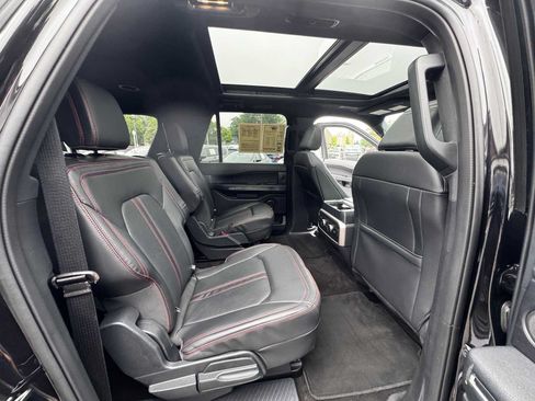 Used 2023 Ford Expedition Max Limited AWD/4WD image 34
