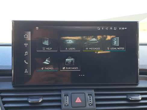 Used 2023 Audi Q5 e Premium w/ Convenience Package image 25