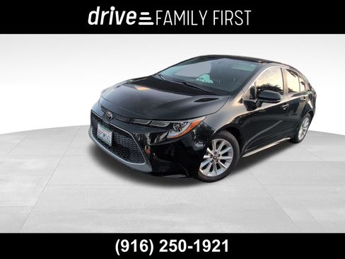 Used 2020 Toyota Corolla XLE FWD image 1