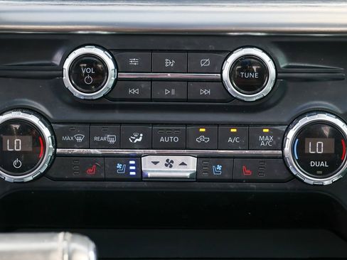 Used 2021 Ford F150 Lariat AWD/4WD image 14