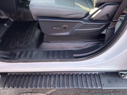 Used 2021 Ford F150 XLT image 15