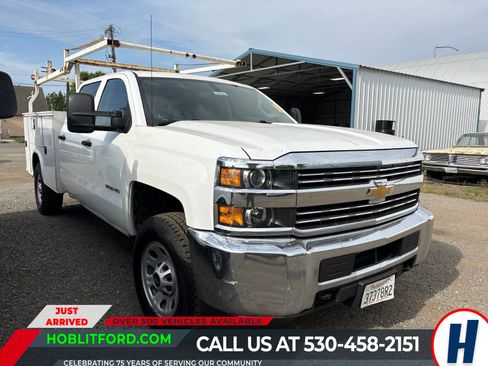 Used 2018 Chevrolet Silverado 3500 W/T RWD image 1