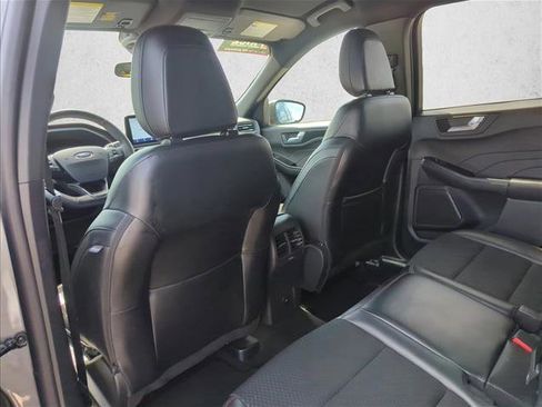Used 2025 Ford Escape ST-Line FWD image 15