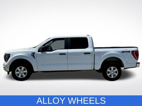 Used 2023 Ford F150 XLT image 3