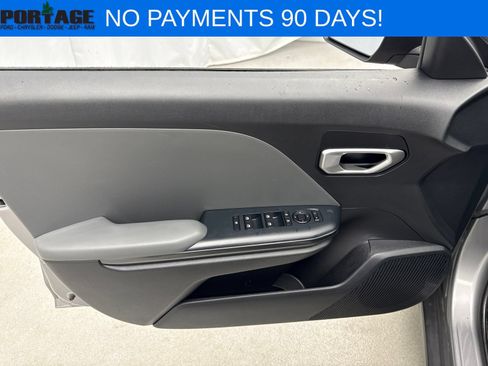 Used 2025 Kia K4 FWD image 12