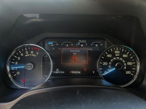 Used 2018 Ford F150 Lariat w/ Trailer Tow Package image 15