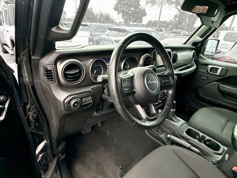 Used 2022 Jeep Wrangler Unlimited Sport S image 11