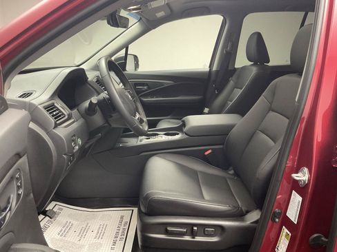 Certified 2025 Honda Ridgeline RTL image 12