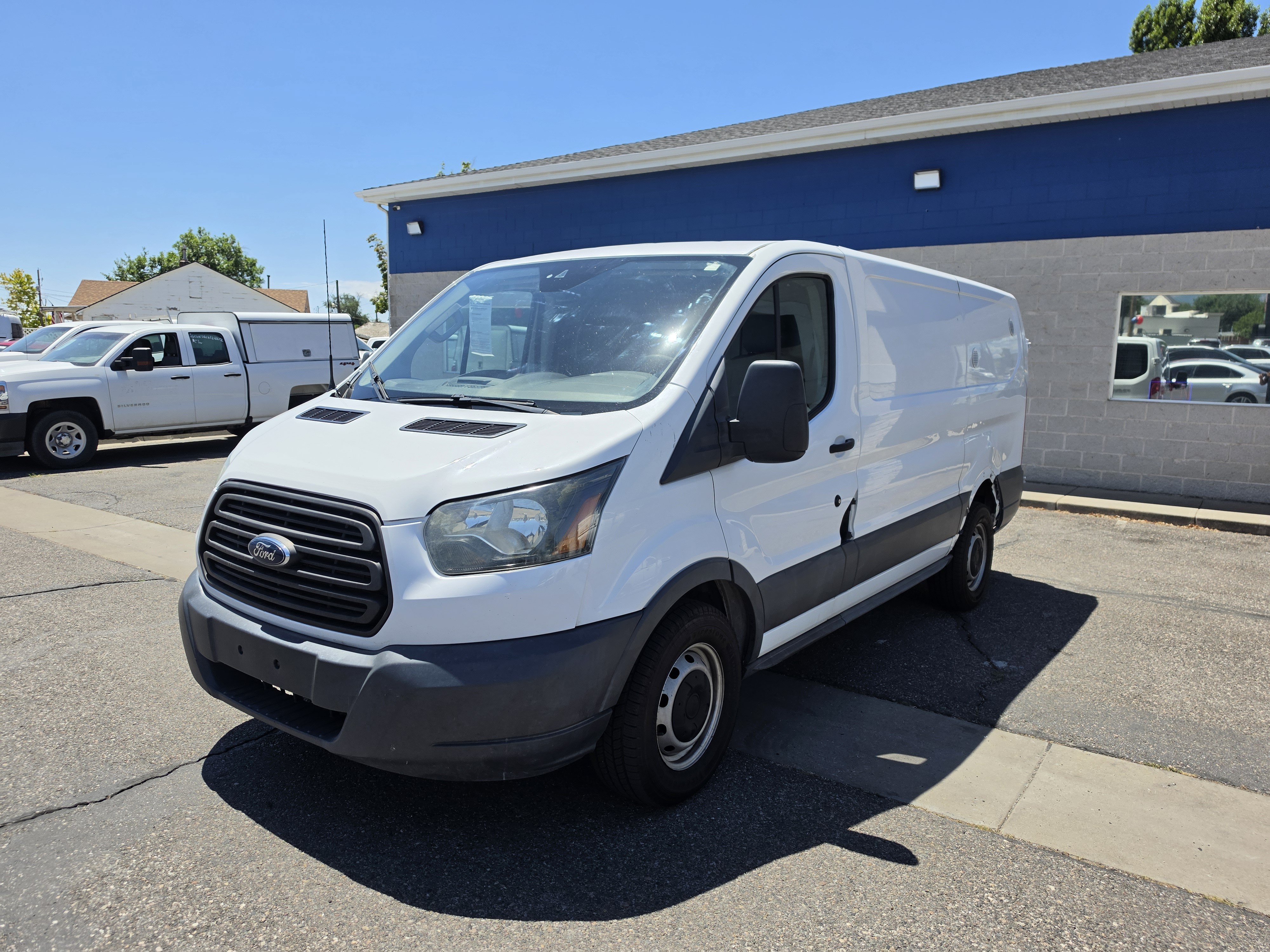 Used 2016 Ford Transit 250 130 Low Roof RWD image 23