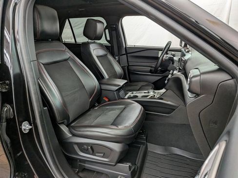 Used 2023 Ford Explorer ST-Line w/ Class IV Trailer Tow Package image 26