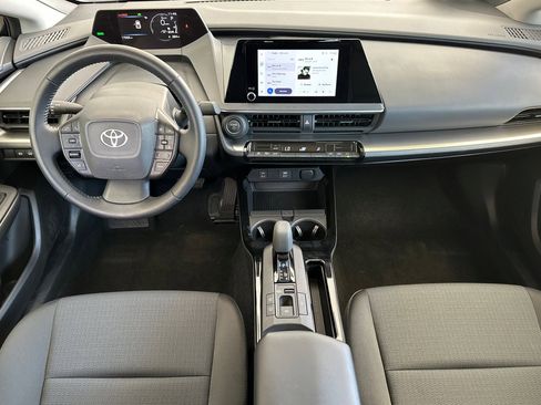 Used 2024 Toyota Prius LE image 13