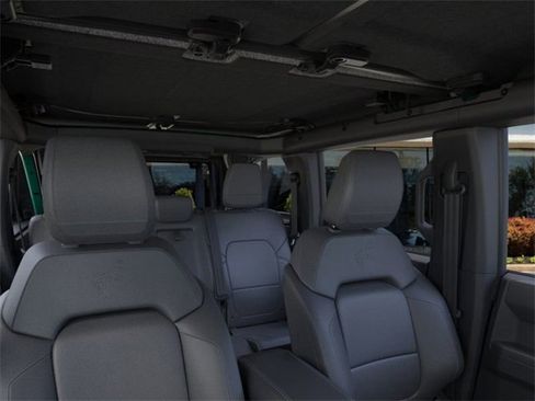 New 2025 Ford Bronco Outer Banks w/ Sasquatch Package image 12
