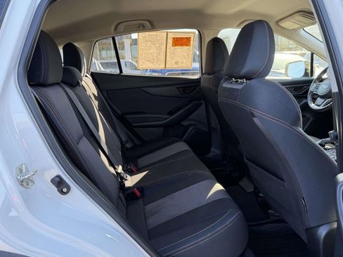 Used 2019 Subaru Crosstrek 2.0i Premium w/ Eyesight System image 13