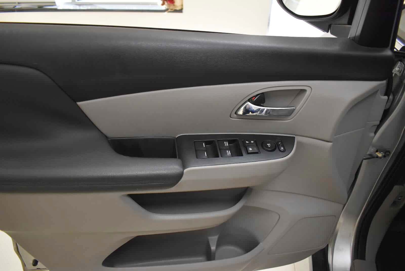 Used 2015 Honda Odyssey EX image 67