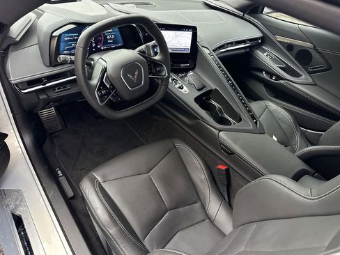 Used 2024 Chevrolet Corvette Stingray Preferred Cpe w/ Stealth Interior Trim Package image 19