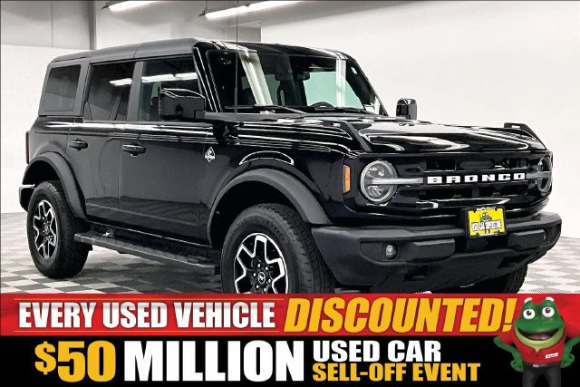 Used 2024 Ford Bronco Outer Banks AWD/4WD image 1