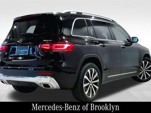 Certified 2023 Mercedes-Benz GLB 250 4MATIC image 15