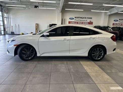 Used 2019 Honda Civic EX image 15