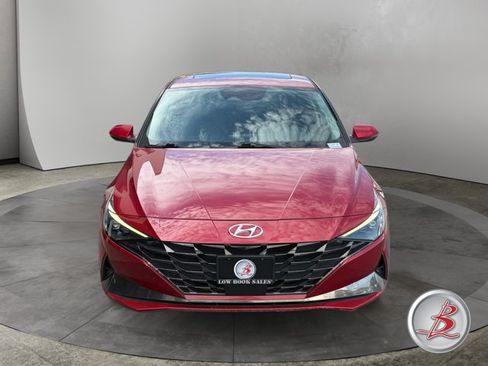 Used 2021 Hyundai Elantra Limited FWD image 2