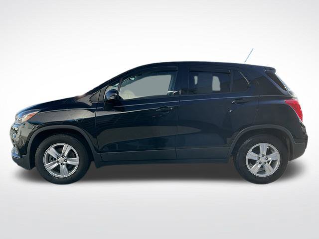 Used 2019 Chevrolet Trax LS w/ Tint and Cruise Package FWD image 4