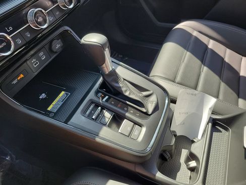 Certified 2025 Honda CR-V EX-L image 32