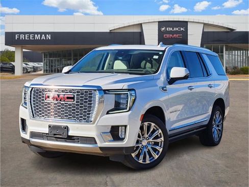 Used 2023 GMC Yukon Denali w/ LPO, Floor Liner Package image 1