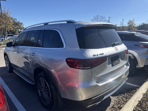 Used 2020 Mercedes-Benz GLS 450 4MATIC image 4