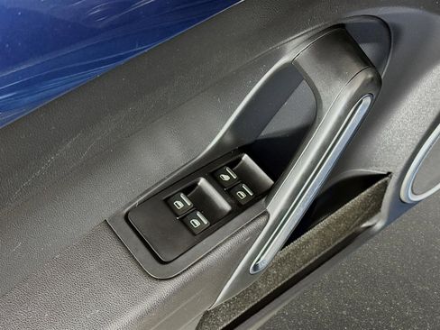 Used 2019 Volkswagen Beetle 2.0T S image 18