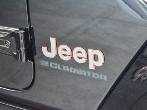 New 2026 Jeep Gladiator Mojave image 9