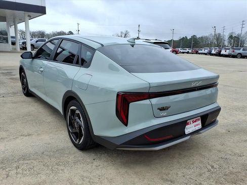 Used 2025 Kia K4 EX image 5