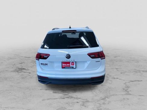 Used 2024 Volkswagen Tiguan S image 8