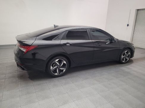 Used 2023 Hyundai Elantra Limited FWD image 10