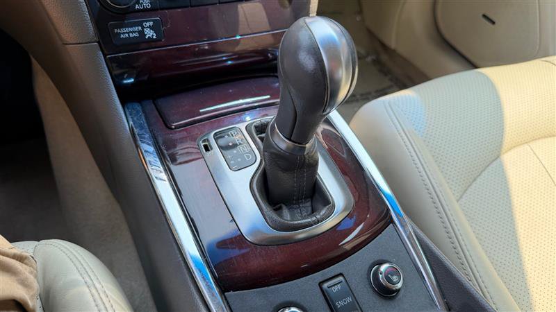 Used 2011 INFINITI G37 x Sedan w/ Premium Pkg AWD/4WD image 28
