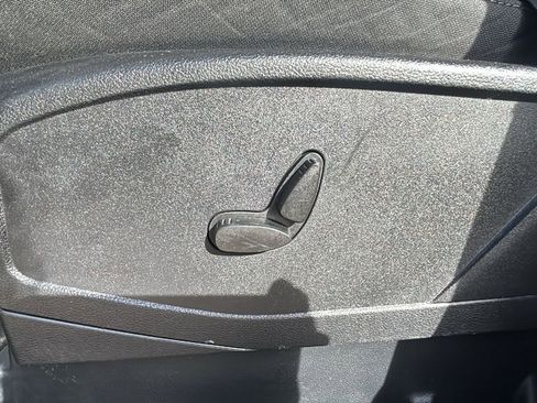 Used 2020 Ford Transit Connect XLT image 22