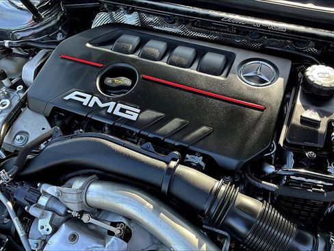 Used 2022 Mercedes-Benz CLA 35 AMG 4MATIC image 31