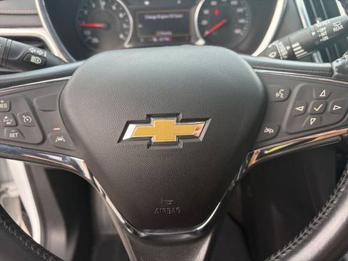 Used 2020 Chevrolet Equinox Premier FWD image 7