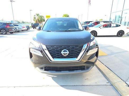 Used 2022 Nissan Rogue SV image 9