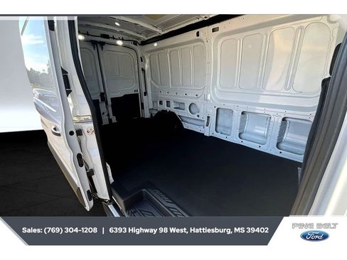 New 2025 Ford Transit 250 Low Roof RWD image 10