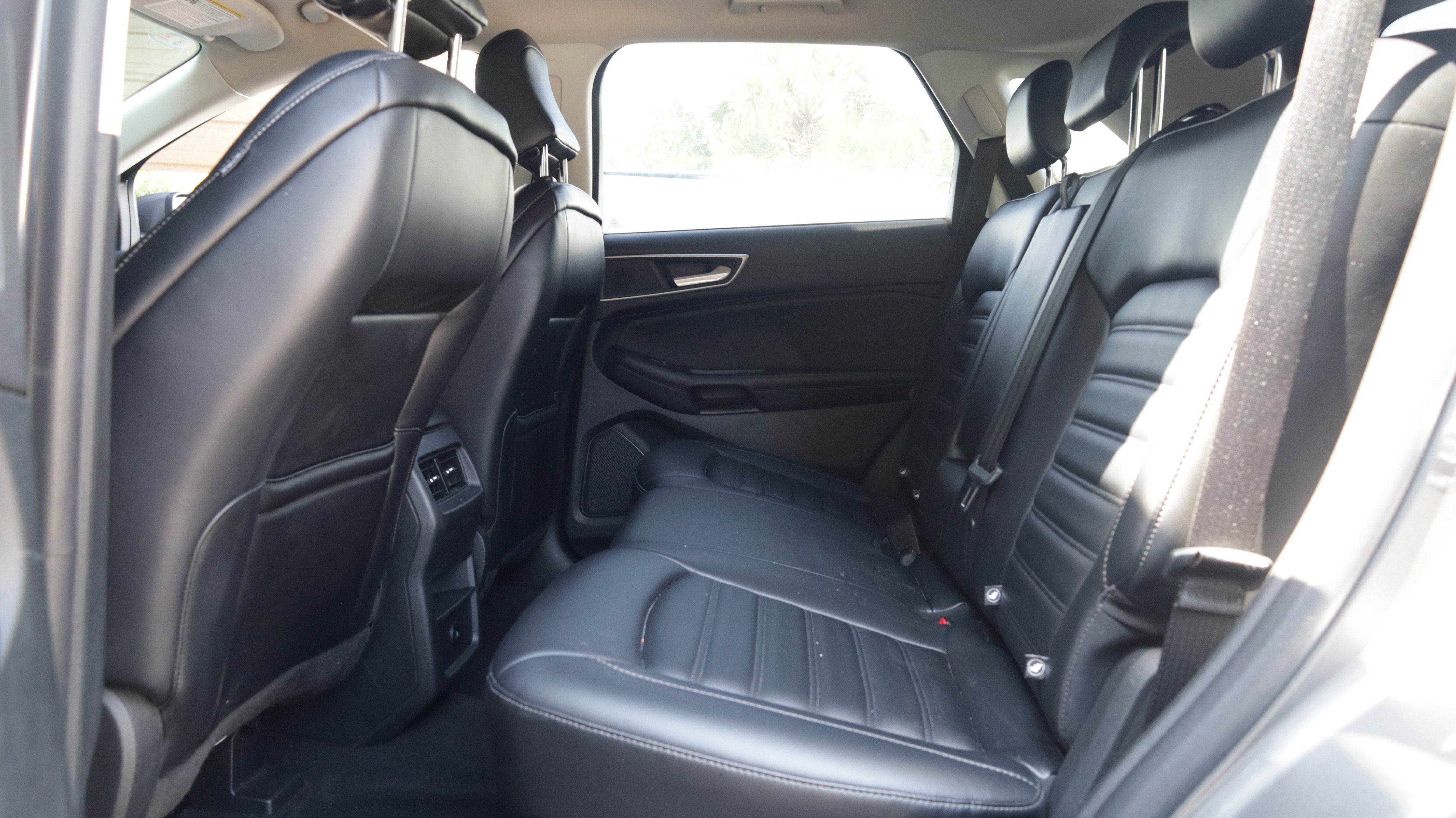 Used 2023 Ford Edge SEL AWD/4WD image 19