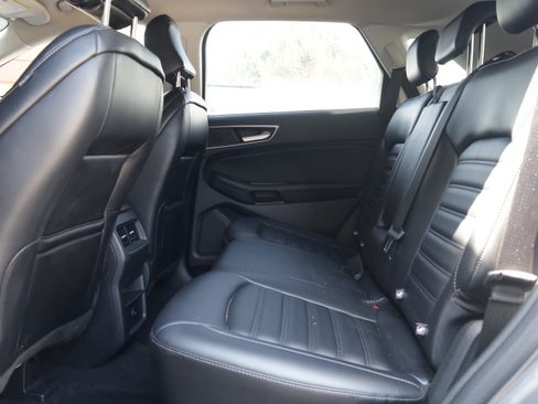 Used 2023 Ford Edge SEL AWD/4WD image 19