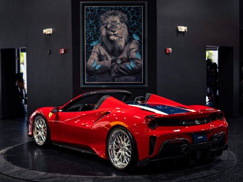 Used 2020 Ferrari 488 Pista Spider RWD image 18