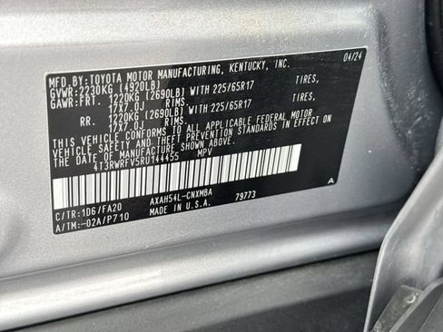 Used 2024 Toyota RAV4 XLE AWD/4WD image 28